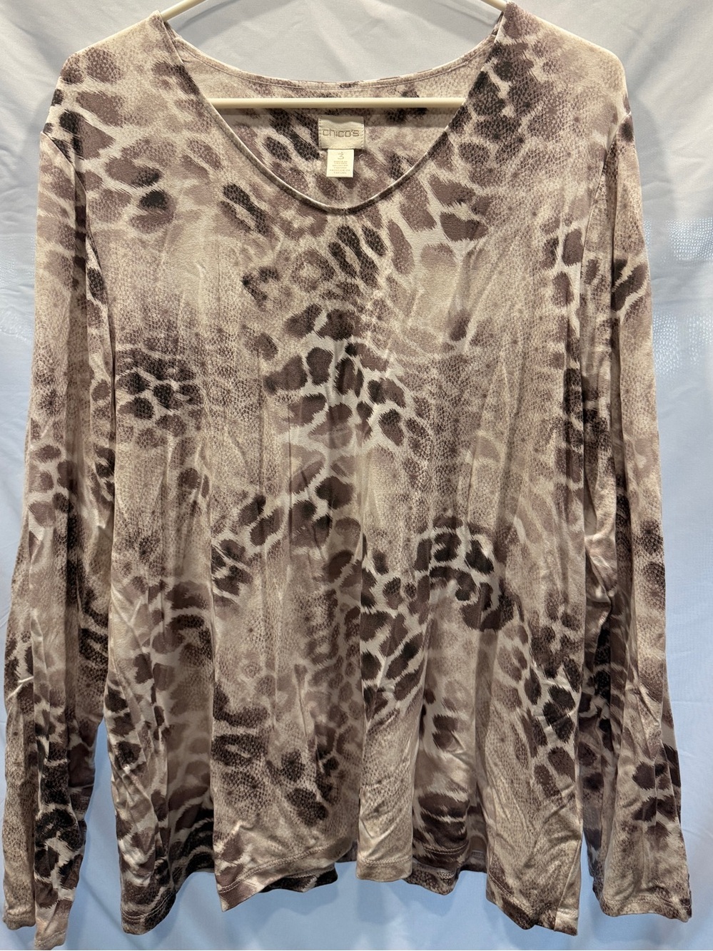 Chico’s Size 3 XL Animal Print Long Sleeve Top Neutral Leopard Snakeskin
